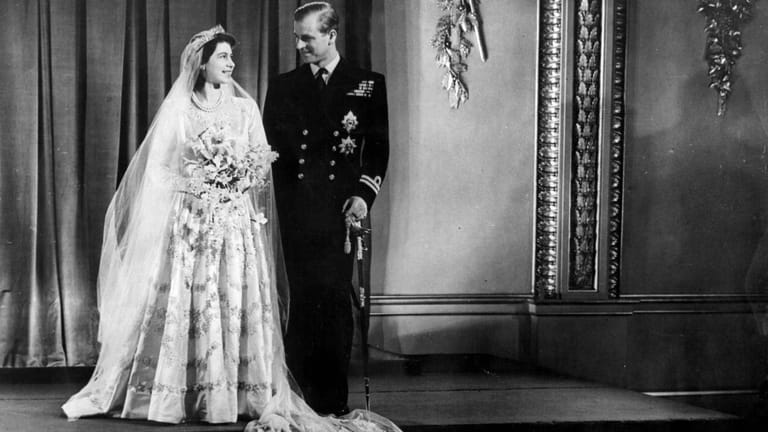 Hochzeitstag: Queen Elizabeth und Prinz Philip am 20. November 1947.