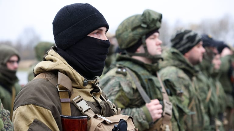 Russische Rekruten in Kaliningrad: "Schon in wenigen Monaten wird ein weiterer Frontabschnitt verloren gehen."