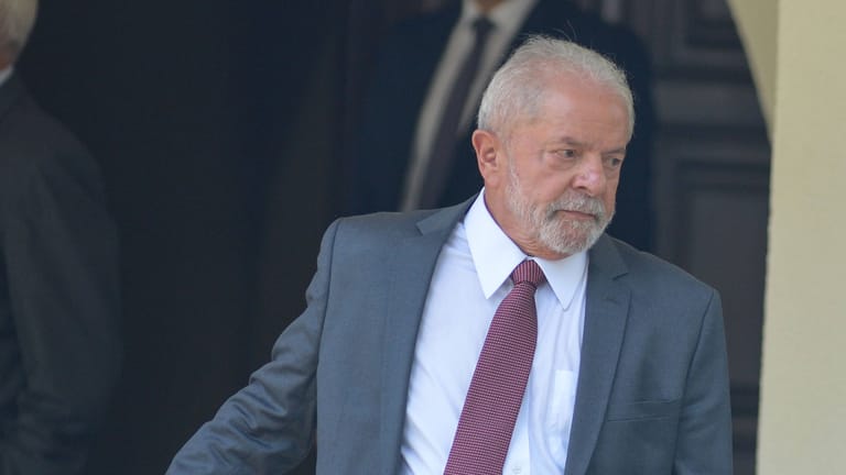 Präsident von Brasilien, Luiz Inácio Lula da Silva: Für sein Transportmittel zur Weltklimakonferenz wird der Präsident stark kritisiert.