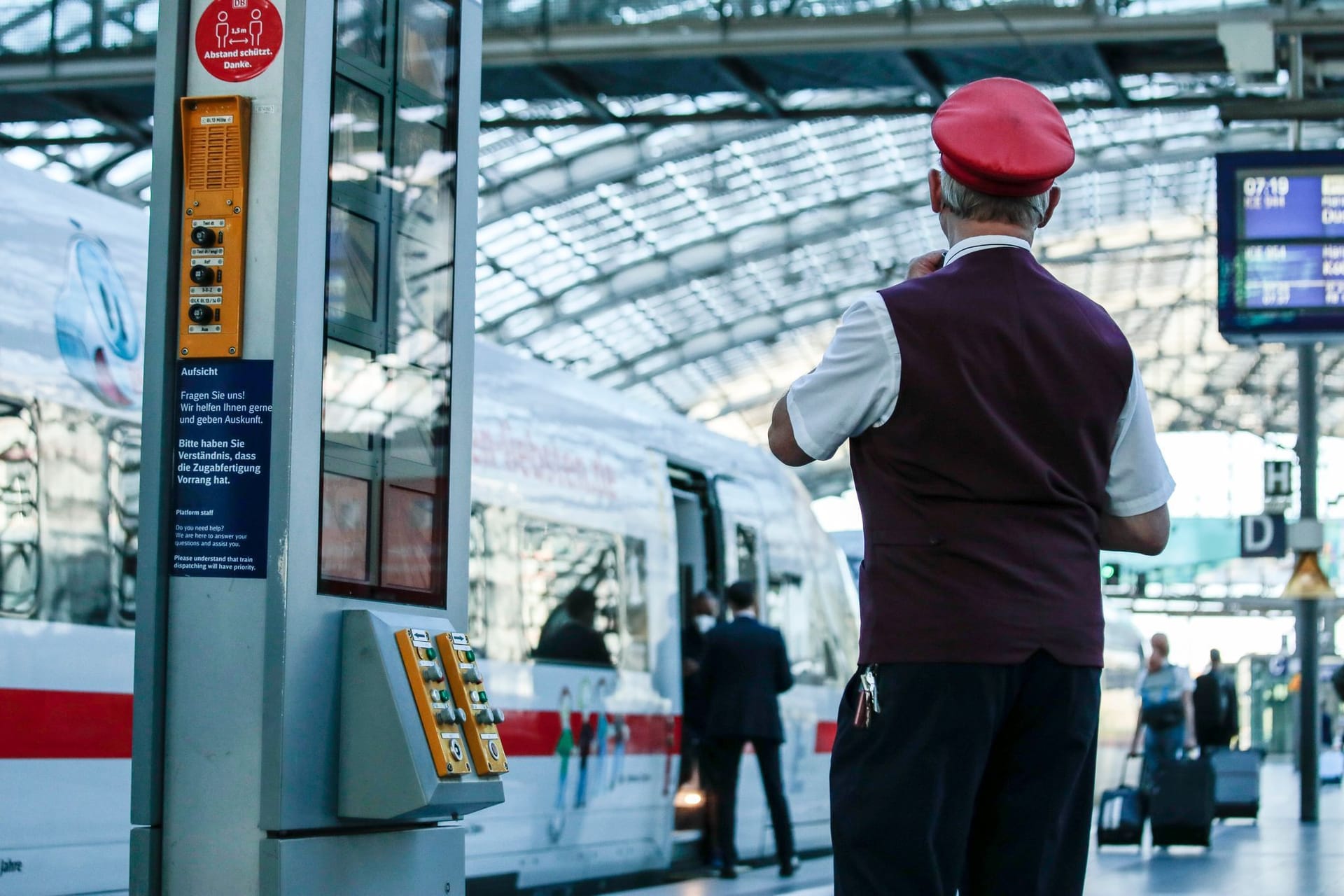 Deutsche Bahn Deutsche Bahn