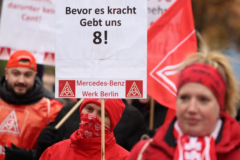 Warnstreik der IG Metall in Berlin