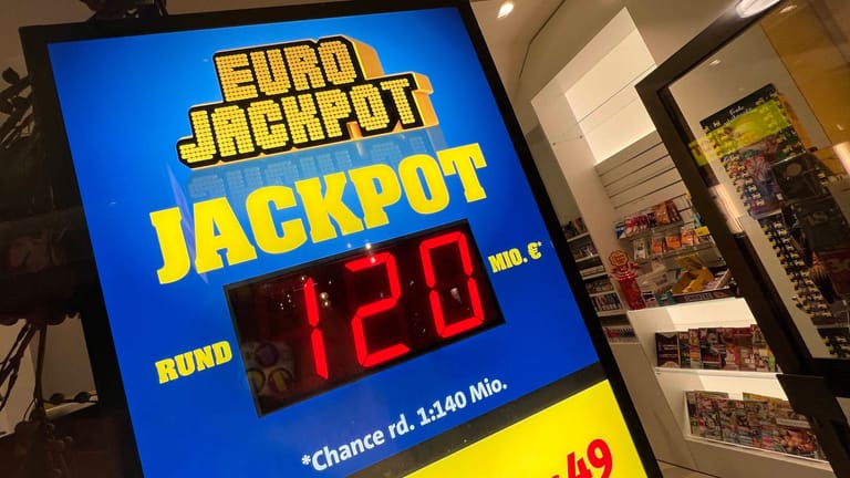 Jackpot-Anzeige: Im Juli wurde der Rekord-Jackpot schon einmal geknackt – der Gewinn ging nach Dänemark.