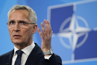 Nato-Generalsekretär Jens Stoltenberg (Archivbild): Er warnt China vor Waffenlieferungen an Russland.