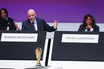 Infantino und Samoura