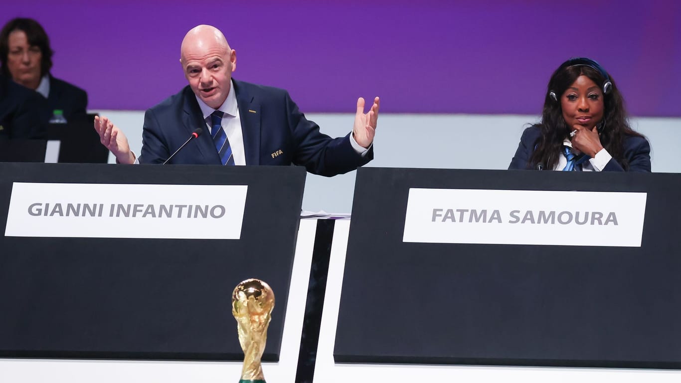 Infantino und Samoura