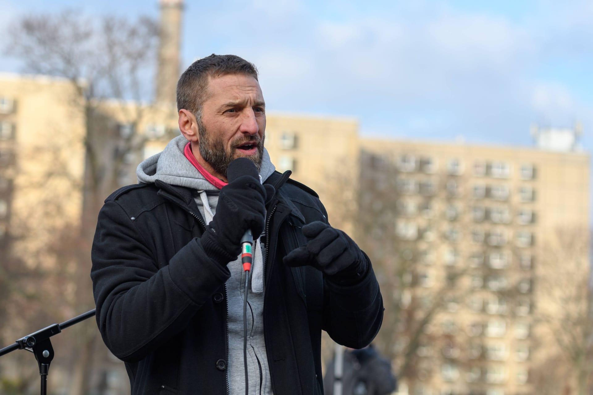 Tadzio Müller: Er ist häufig Redner bei Umweltprotesten ganz unterschiedlicher Gruppen, hier 2019 bei "Fridays for Future".