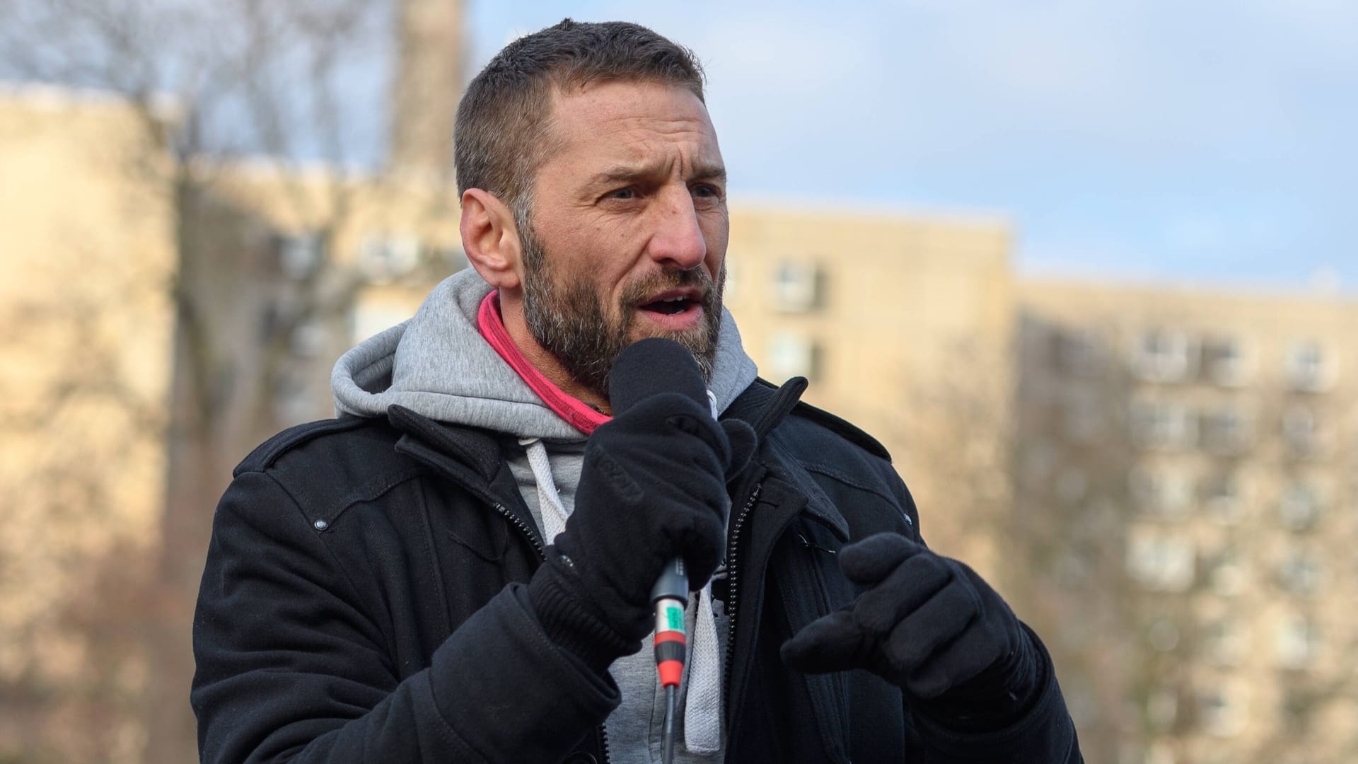 Tadzio Müller: Er ist häufig Redner bei Umweltprotesten ganz unterschiedlicher Gruppen, hier 2019 bei "Fridays for Future".