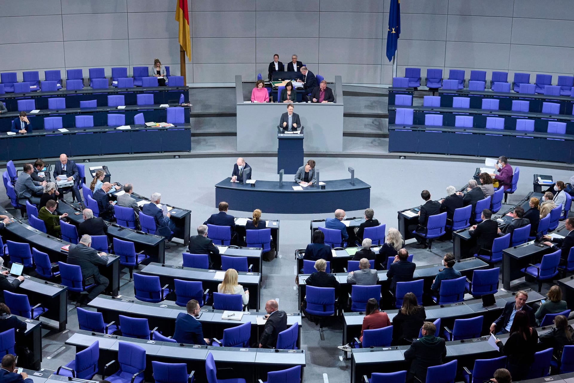 Der Bundestag hatte eine Mammut-Sitzung am Donnerstag.