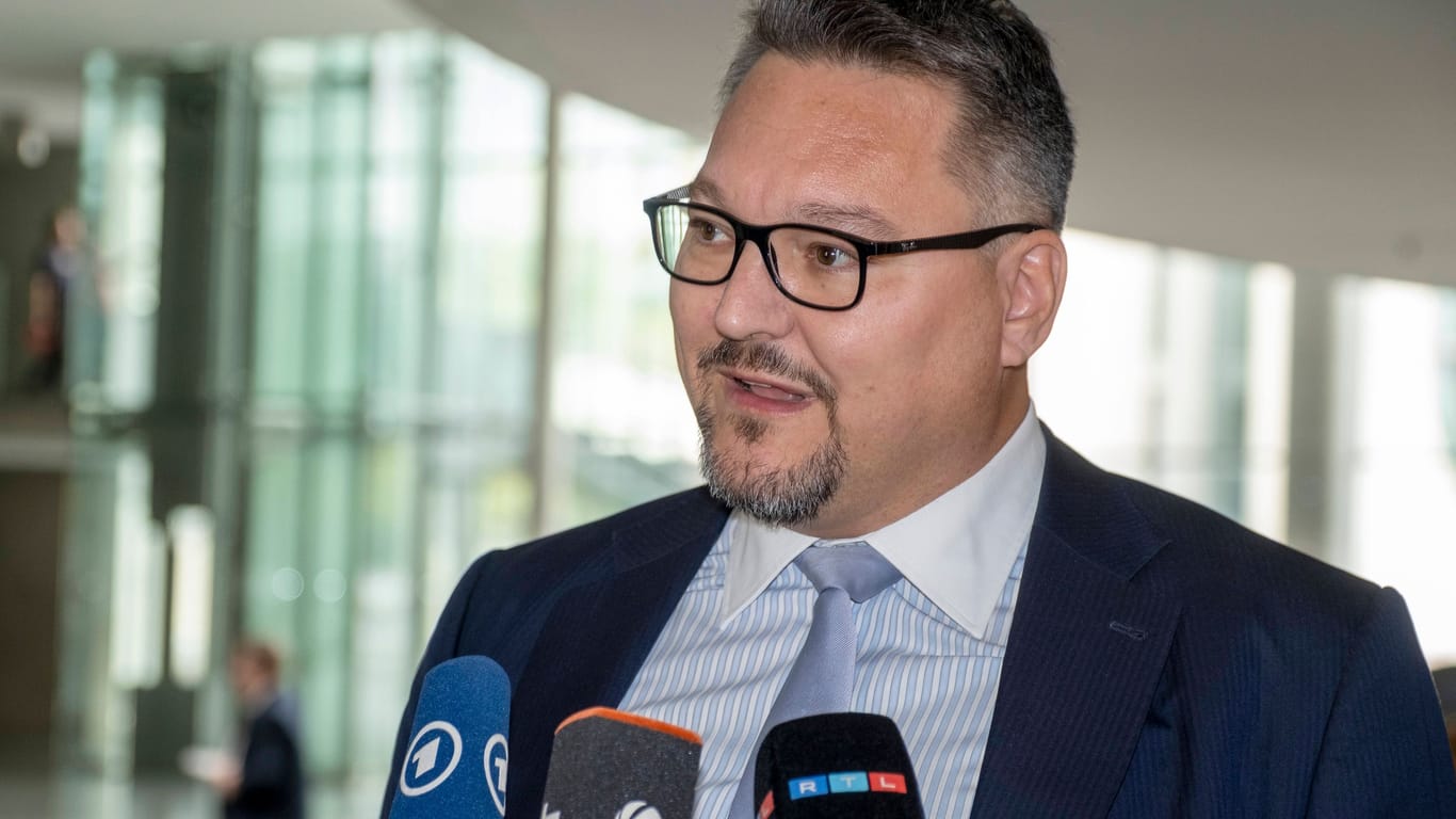 AfD-Bundestagsabgeordneter Stefan Keuter: Nagels sei sein Hausarzt, sagt er.