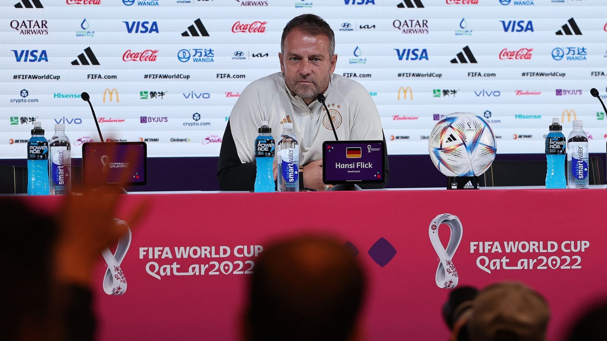 Obligatorische Pressekonferenz | Regelverstoß vor Spanien-Spiel: FIFA ermittelt gegen DFB