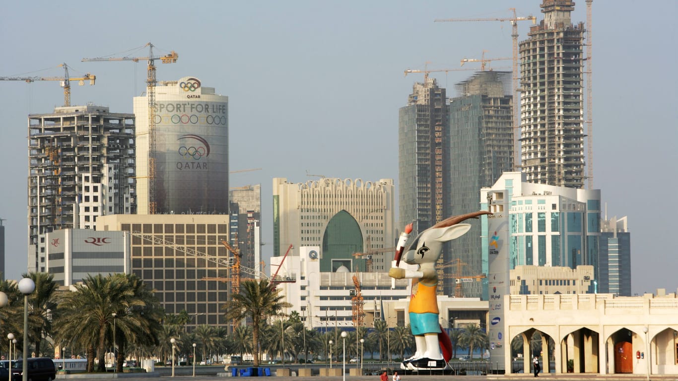 Dohas Skyline im Jahr 2007: Fast alle Wolkenkratzer sind hier noch im Bau.