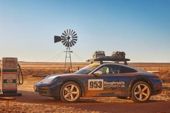 Wenn die Steppe zur Rennpiste wird: Porsche bringt das Sondermodell 911 Dakar auf den Markt.