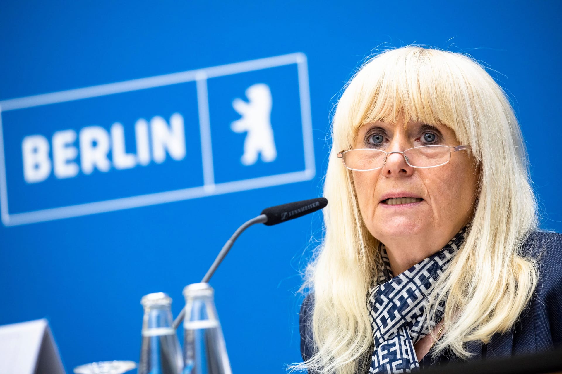 Iris Spranger, Innensenatorin: Sie kündigte an, noch 2022 600 Menschen nach Moldau abschieben zu wollen.