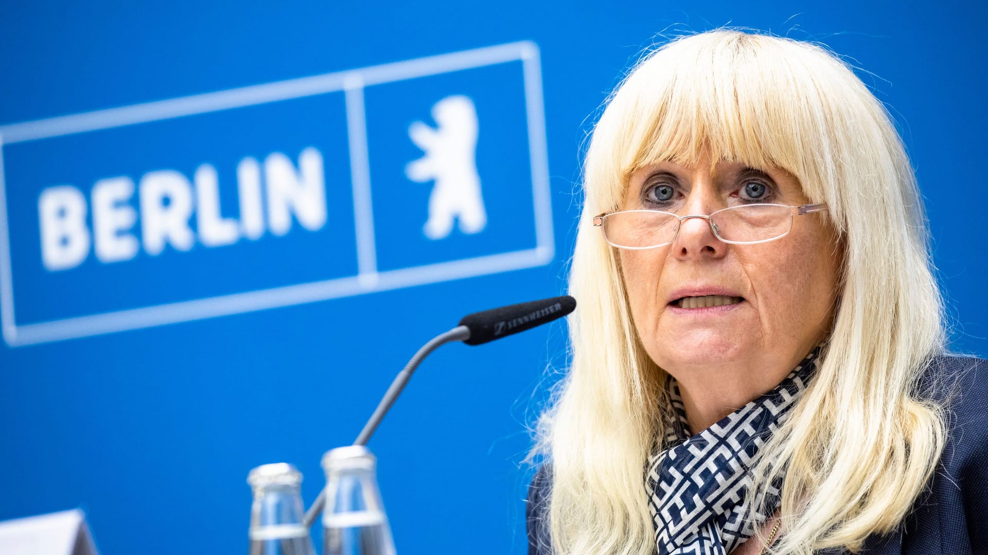 Iris Spranger, Innensenatorin: Sie kündigte an, noch 2022 600 Menschen nach Moldau abschieben zu wollen. Iris Spranger, Innensenatorin: Sie kündigte an, noch 2022 600 Menschen nach Moldau abschieben zu wollen.