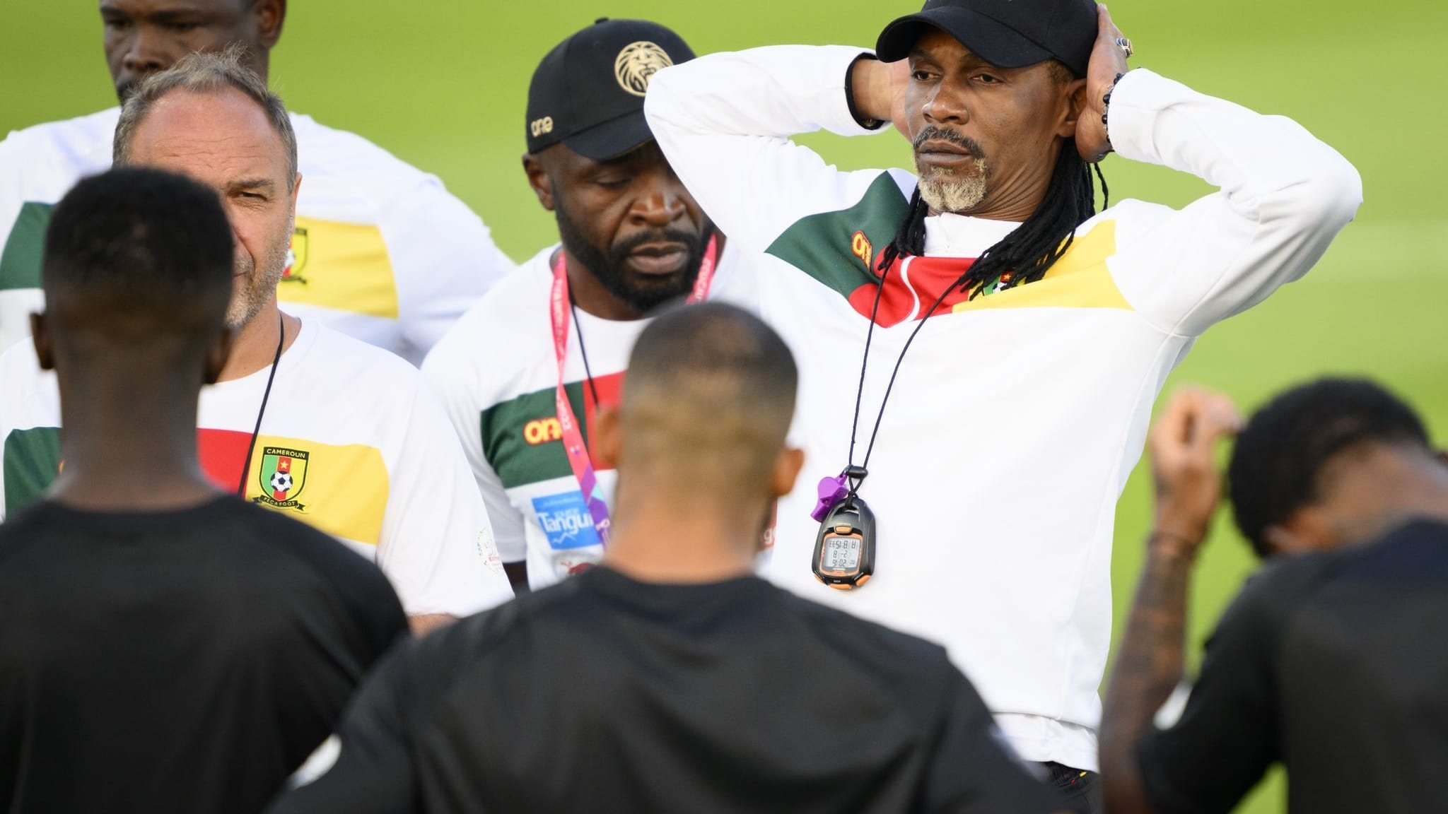 Fußball-WM in Katar | Kamerun-Coach nach Schlaganfall bei WM: 
