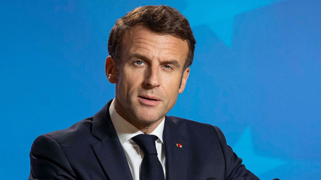 Emmanuel Macron zeigte sich empört über eine offenbar rassistische Äußerung im Parlament.