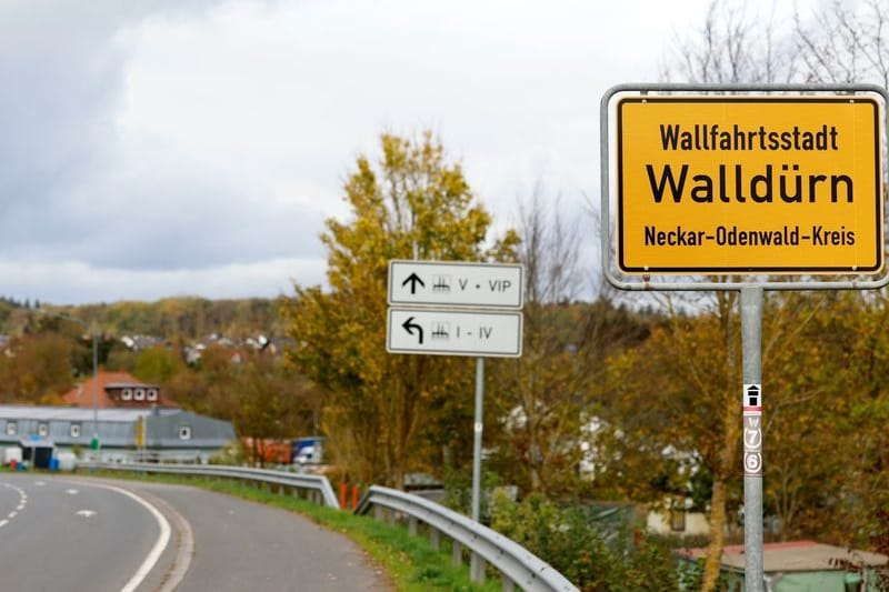 Ort in Baden-Württemberg: Dort soll ein Brüderpaar maßgeblich an der Freiheitsberaubung mehrerer Frauen beteiligt gewesen sein.