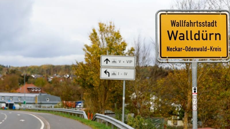 Ort in Baden-Württemberg: Dort soll ein Brüderpaar maßgeblich an der Freiheitsberaubung mehrerer Frauen beteiligt gewesen sein. Ort in Baden-Württemberg: Dort soll ein Brüderpaar maßgeblich an der Freiheitsberaubung mehrerer Frauen beteiligt gewesen sein.