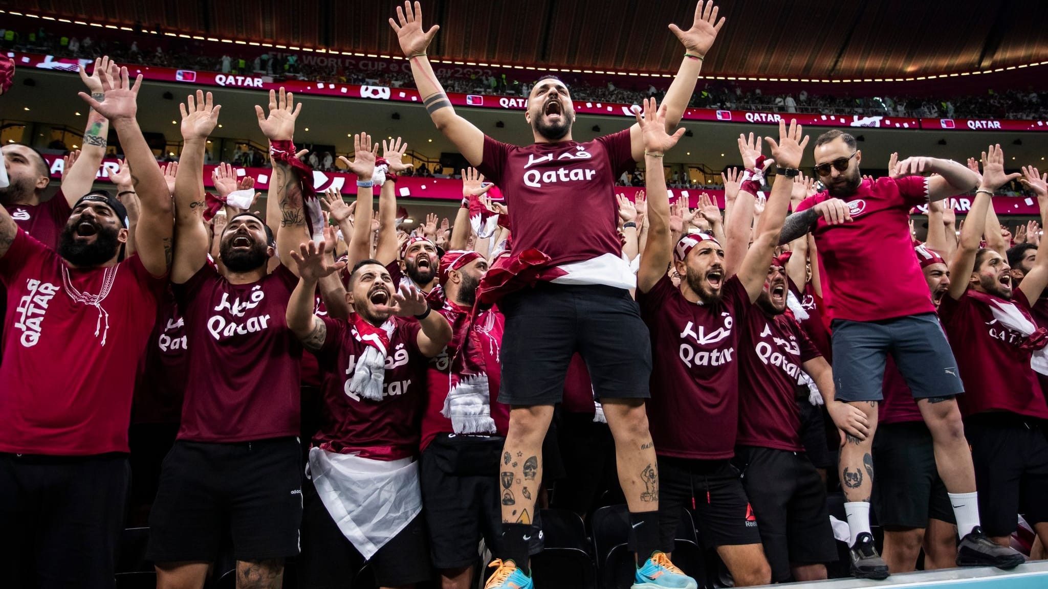 Fußball-WM | Stimmung für Flüge & Tickets: Das sind die Katar-Ultras