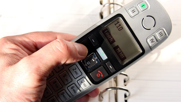 Wenn vermeintlich die Polizei anruft: Verbraucher sollen vor Telefonbetrug in Zukunft besser geschützt werden.