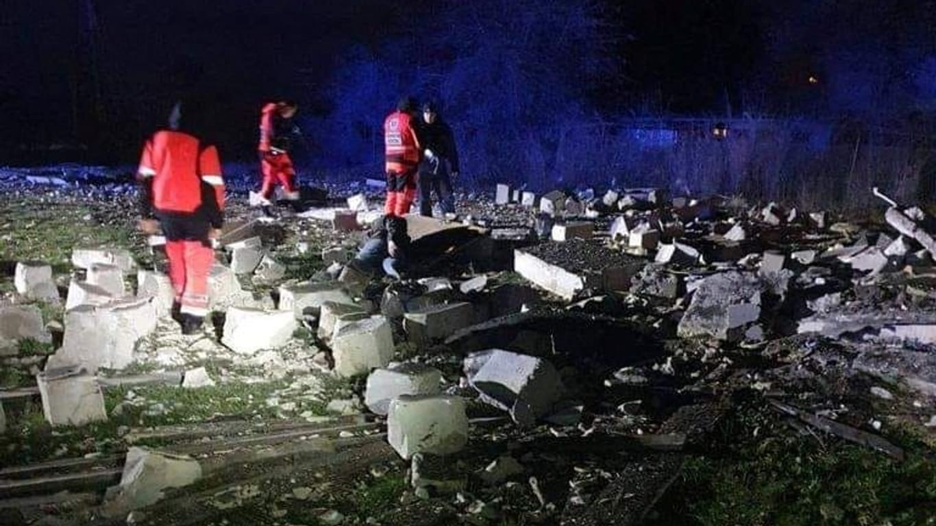 Trümmerfeld in Polen: Zunächst war unklar, wer für den Vorfall verantwortlich ist.
