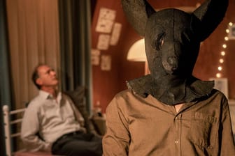 "Tatort" im Ersten: Die "Maus" nimmt ein neues Video zur Entführung von Schnabel (Martin Brambach) auf.