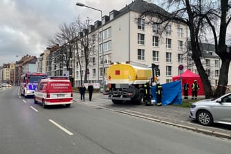 Am Donnerstagnachmittag ist es in Nürnberg zu einem tödlichen Unfall mit einer Radfahrerin gekommen.