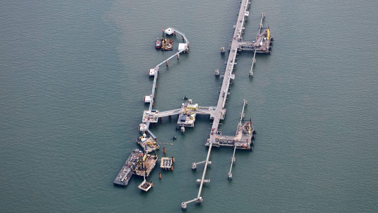 Luftbild vom LNG-Terminal in Wilhelmshaven: Hier wird die "Hoegh Esperanza" erwartet.