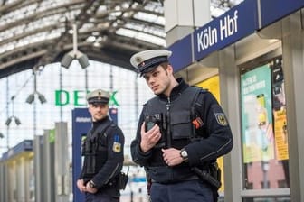 Symbolbild: Bundespolizei am Hauptbahnhof Köln