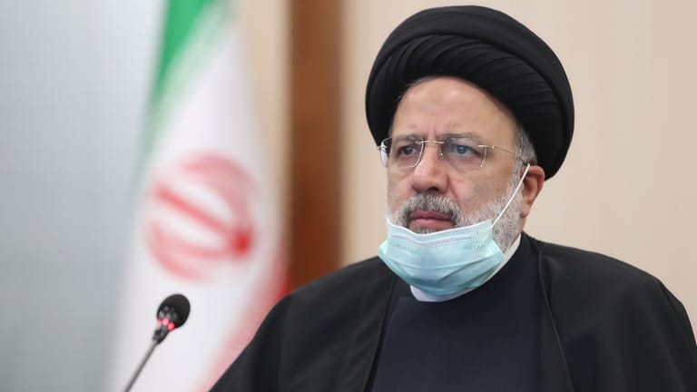 Irans Präsident Ebrahim Raisi: Die Menschenrechtler vom IHR sehen die Strategie der "Angst" als gescheitert an.
