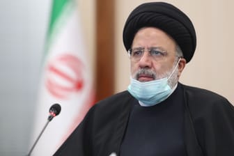 Irans Präsident Ebrahim Raisi: Die Menschenrechtler vom IHR sehen die Strategie der "Angst" als gescheitert an.