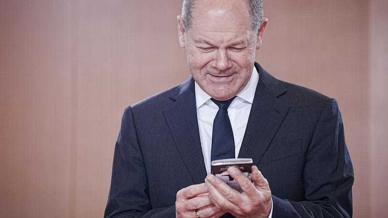 Bundeskanzler Olaf Scholz: Während der Sitzung des Bundeskabinetts anlässlich des ersten Geburtstags der Ampelkoalition hält Scholz eine kurze Ansprache.