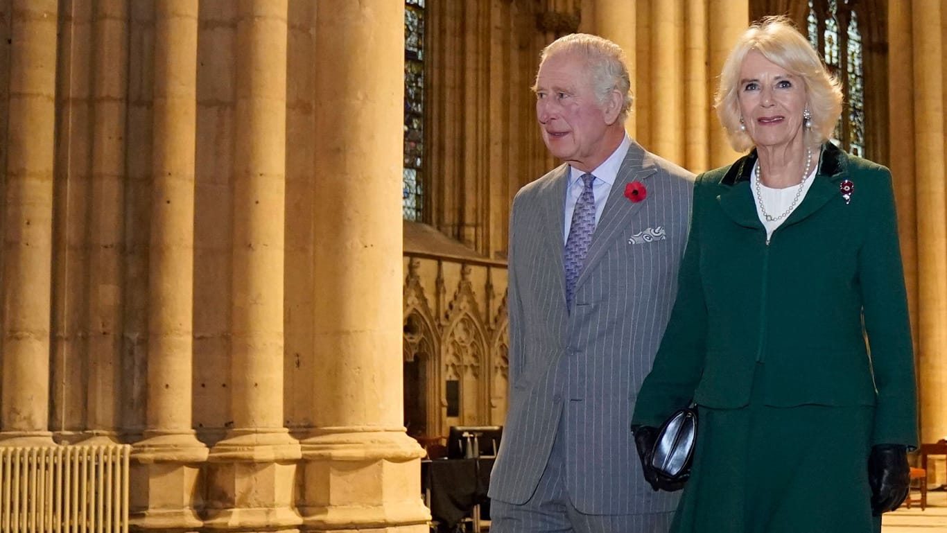 König Charles und Königsgemahlin Camilla: Sie haben ihre Weihnachtskarte veröffentlicht.