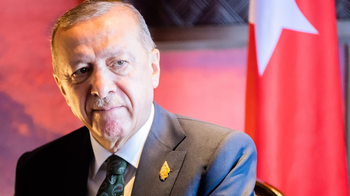 Die türkische Opposition sagt für 2023 ein Ende der Regierung um Präsident Erdoğan vorher.