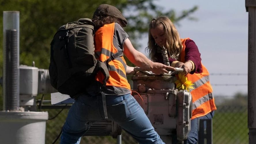 An der Öl-Pipeline bei Schwedt: Die Protestaktionen der Gruppe "Letzte Generation" dort seit April haben zu den Ermittlungen geführt.