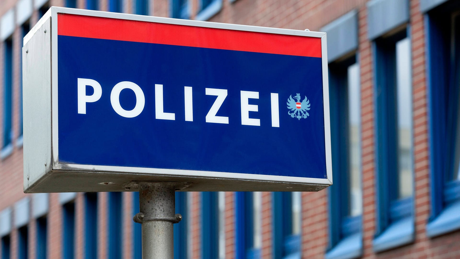 Polizeiwache in Wien (Symbolbild): Der Lehrer soll der beliebteste Pädagoge seiner Schule gewesen sein. Polizeiwache in Wien (Symbolbild): Der Lehrer soll der beliebteste Pädagoge seiner Schule gewesen sein.