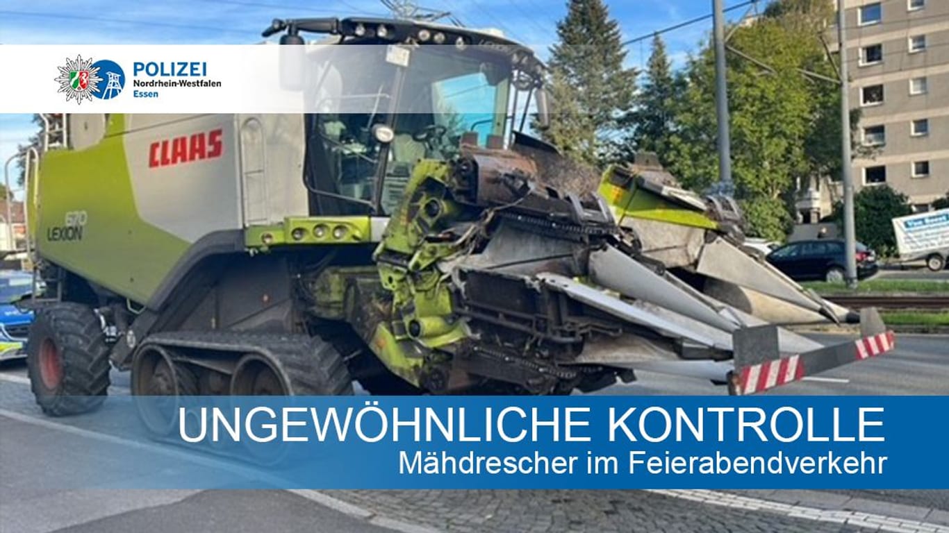 Mit Kettenantrieb: In Essen ist Mitte Oktober ein Mann mit einem Mähdrescher durch den Feierabendverkehr gefahren.
