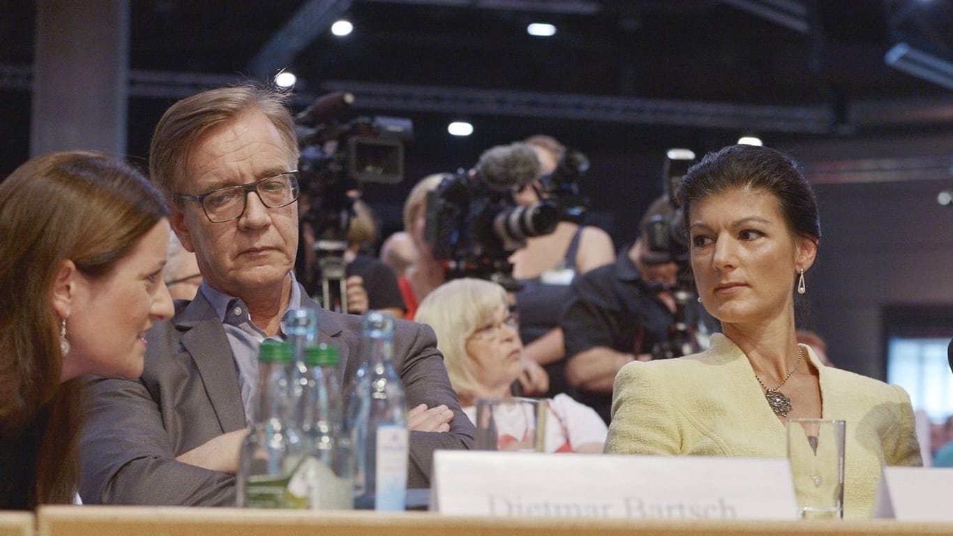 Linken-Chefin Janine Wissler, Fraktionschef Dietmar Bartsch, Sahra Wagenknecht: Die Linke bäumt sich gegen die größte Kritikerin in ihren eigenen Reihen auf.