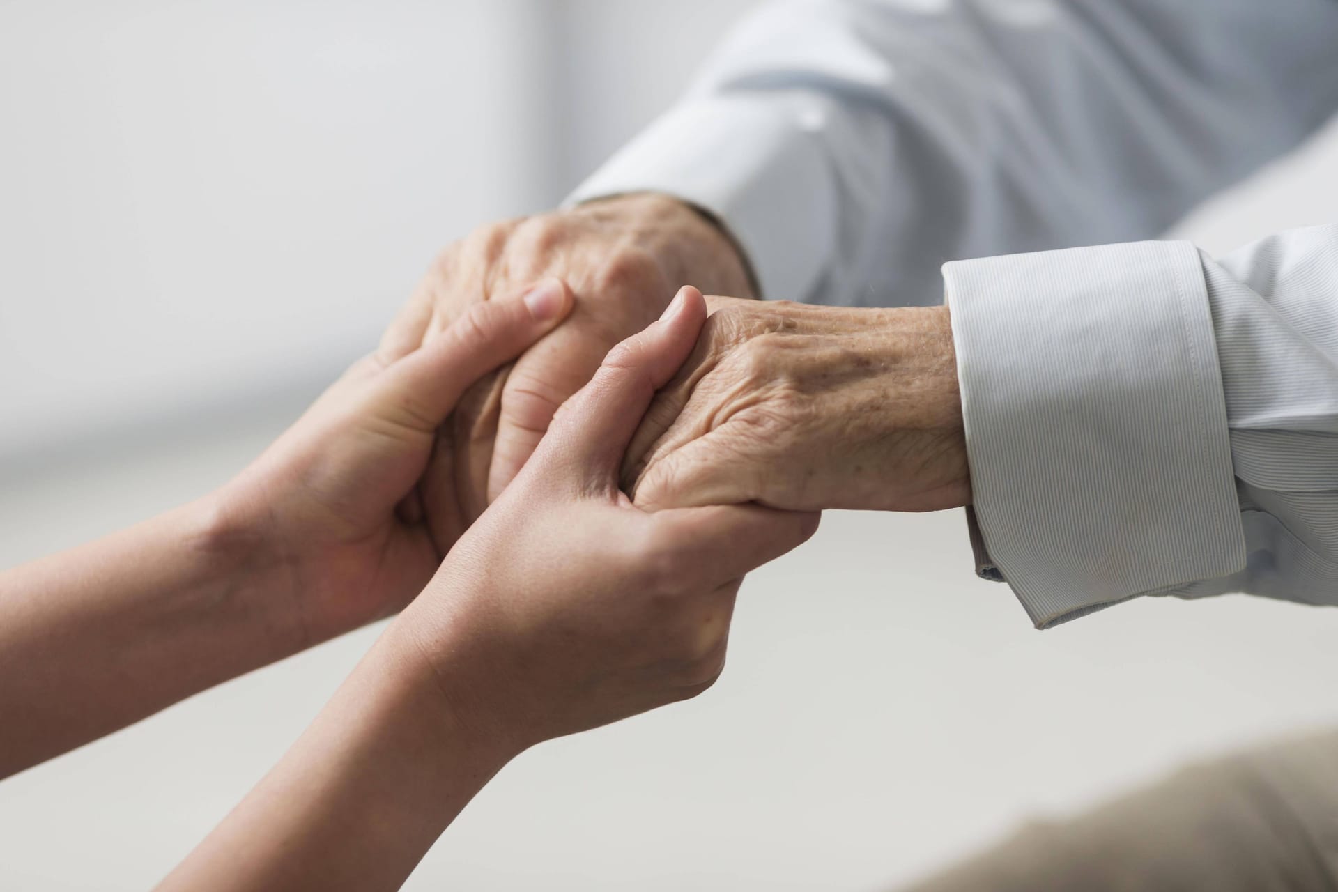 Sterbehilfe für unheilbar kranke Menschen: Lange wurde diskutiert, ob der Staat Patienten den assistierten Suizid verwehren darf.