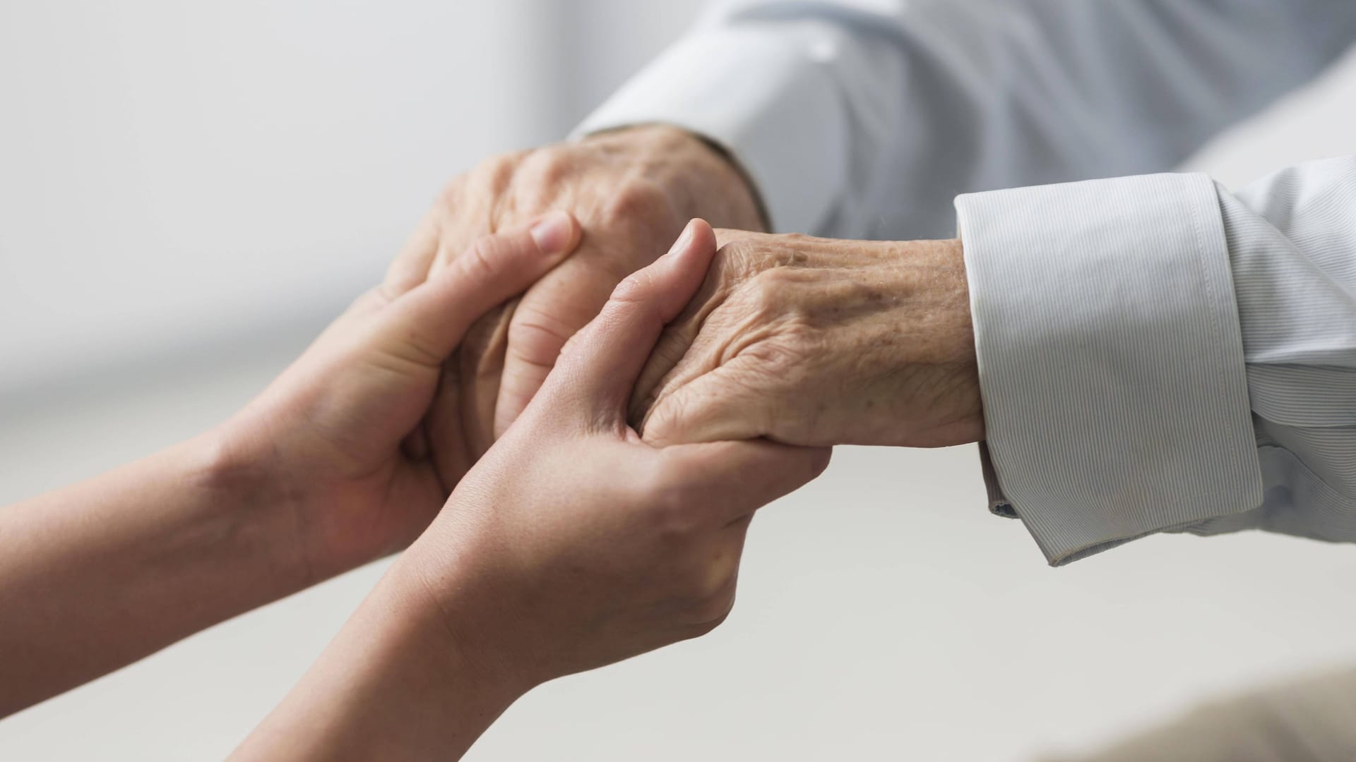 Sterbehilfe für unheilbar kranke Menschen: Lange wurde diskutiert, ob der Staat Patienten den assistierten Suizid verwehren darf.