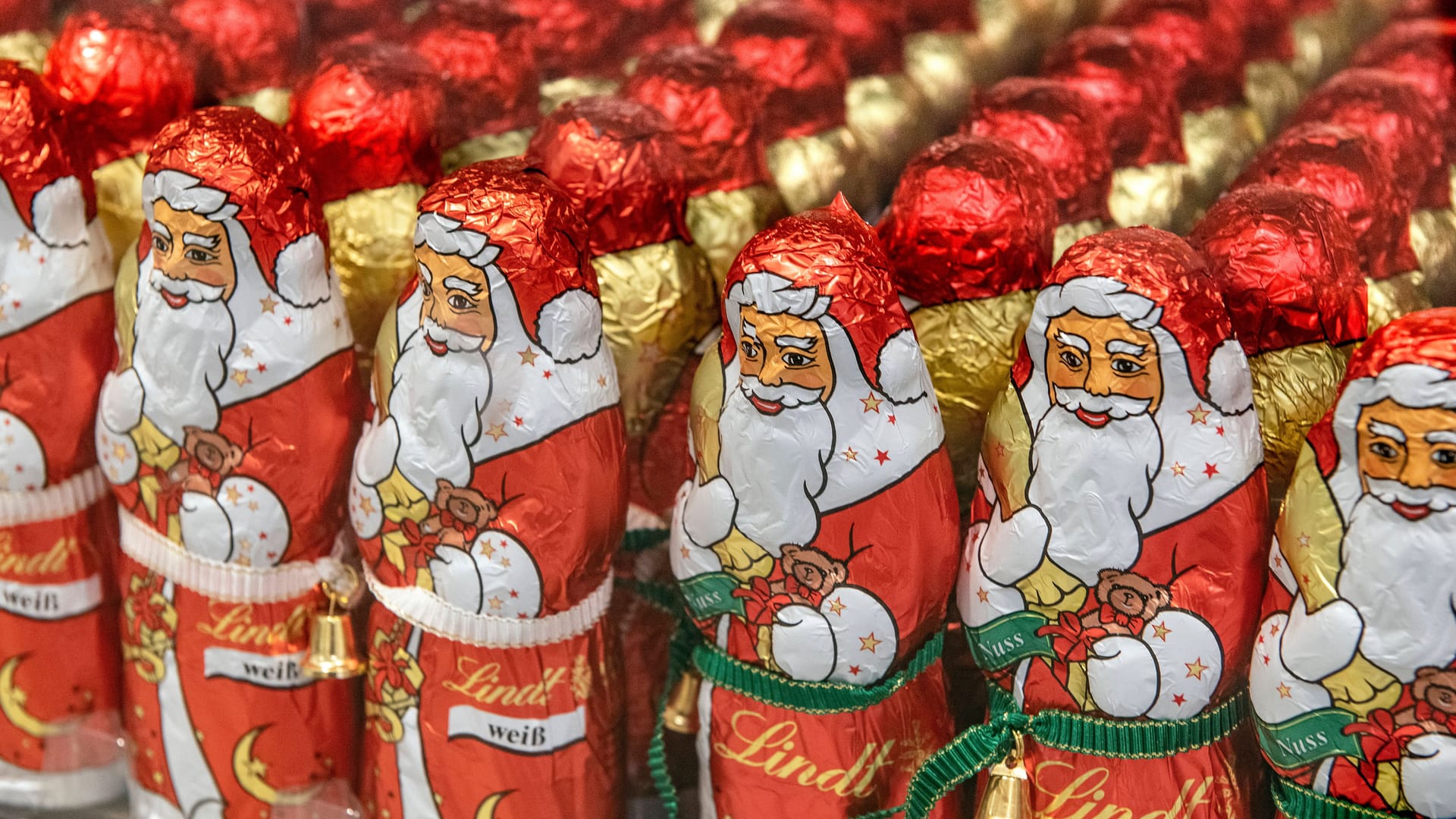 Schoko-Nikoläuse von Lindt: Ginge es nach dem Edelschokoladenhersteller, wäre das Mindesthaltbarkeitsdatum wohl ein K.O.-Kiterium. Ist es aber nicht.