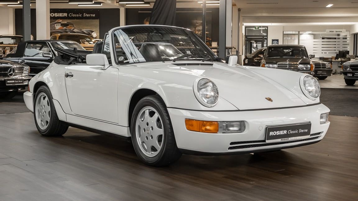 Ein Traum in Weiß im Showroom: Der ehemalige Porsche von Whitney Houston steht zum Verkauf.