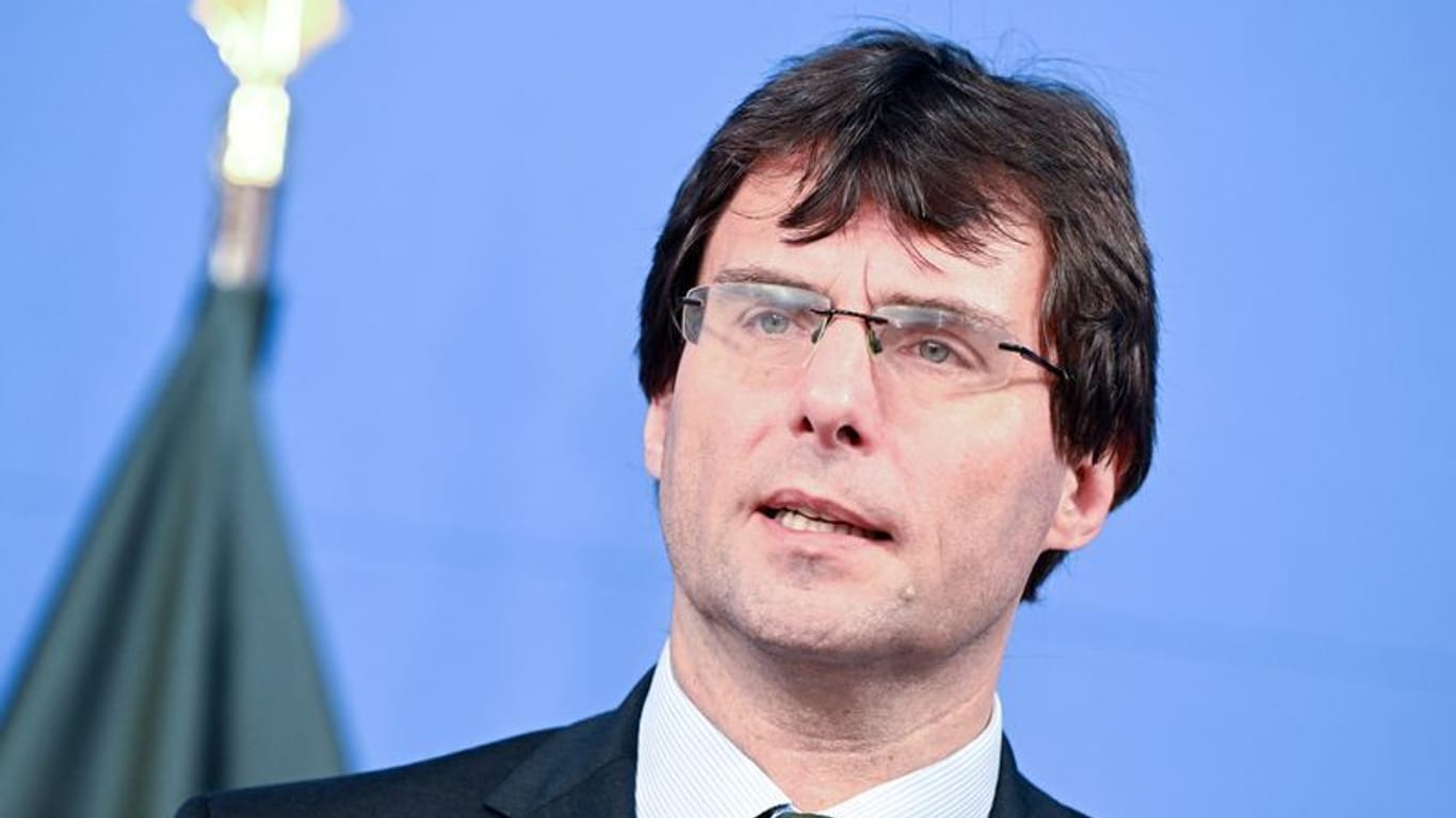 Marcus Optendrenk (Archivbild): Der 53-jährige CDU-Politiker ist seit Sommer Finanzminister in NRW.