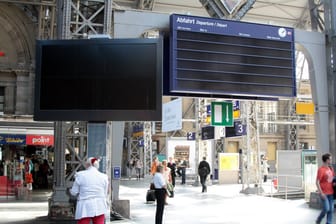 Stromausfall im Hauptbahnhof Frankfurt: Bei einem Blackout wäre auch der Verkehr beeinträchtigt.