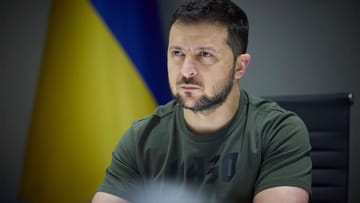 Wolodymyr Selenskyj (Archivbild) kritisiert den Ölpreisdeckel. (Quelle: IMAGO/Ukrainian Presidential Press Off) Wolodymyr Selenskyj (Archivbild) kritisiert den Ölpreisdeckel.