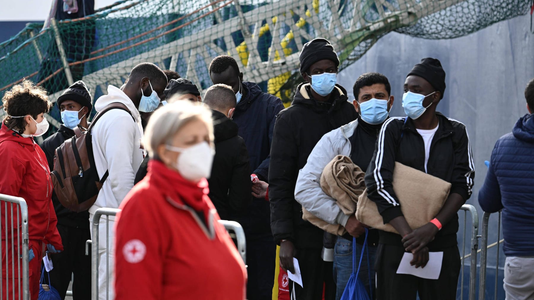 L’Italia dichiara lo stato di emergenza a causa degli arrivi di migranti e chiede l’aiuto dell’UE