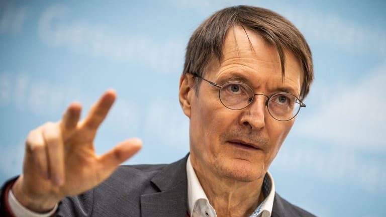 Karl Lauterbach (SPD): Der Gesundheitsminister hat ein Eckpunktepapier vorgelegt, um dem Medikamenten-Engpass zu begegnen.