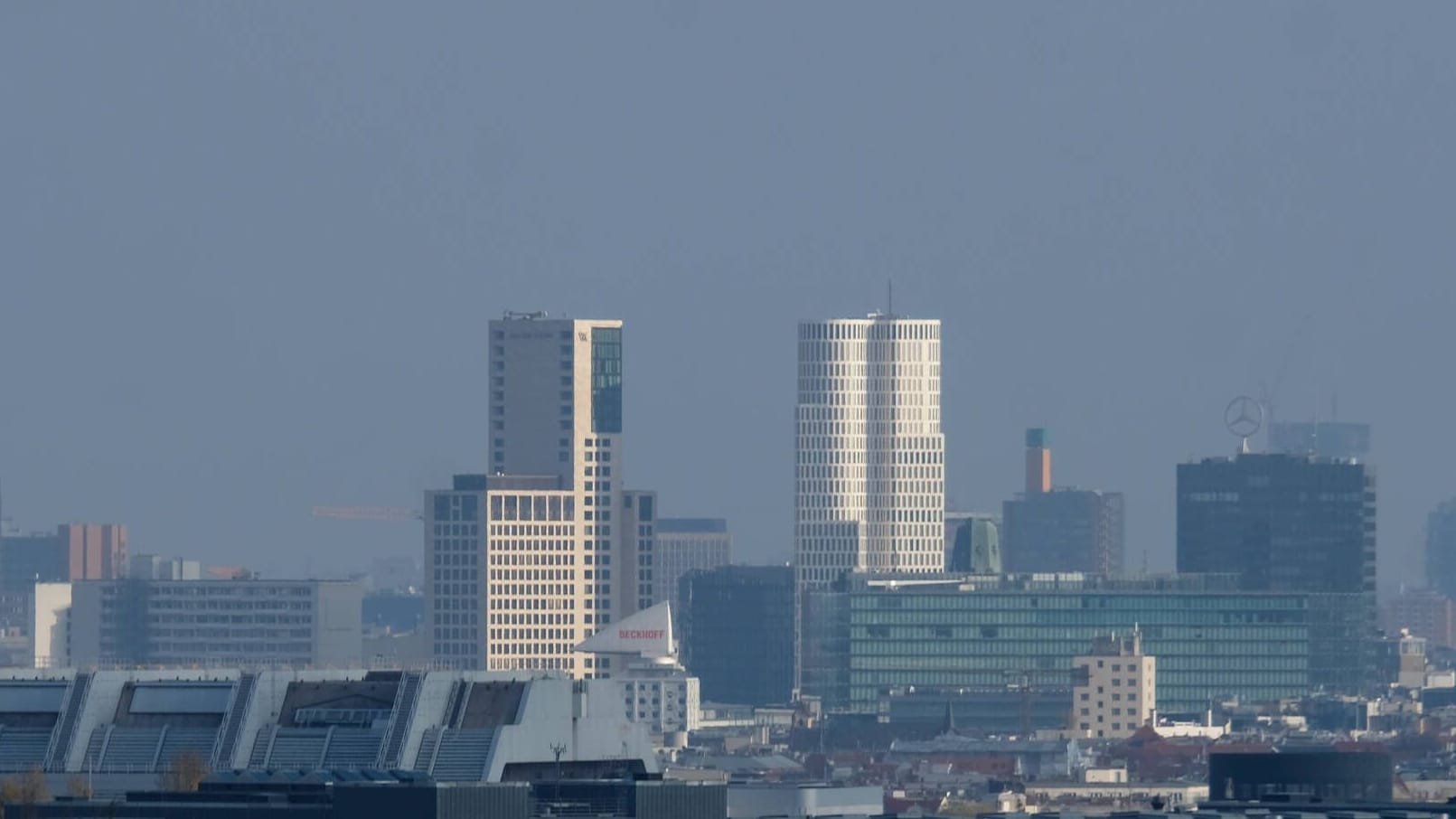 Blick auf Berlin: Deutsche Großstädte verlieren Einwohner. Blick auf Berlin: Deutsche Großstädte verlieren Einwohner.