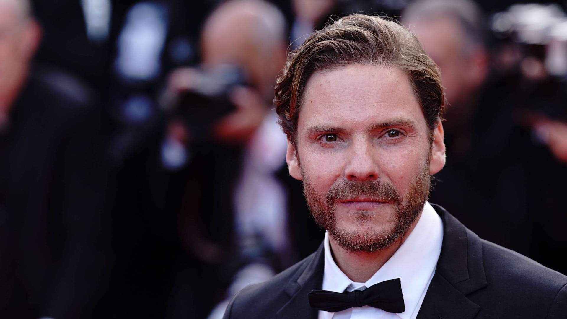 Daniel Brühl: Der Schauspieler ist dreifacher Vater.