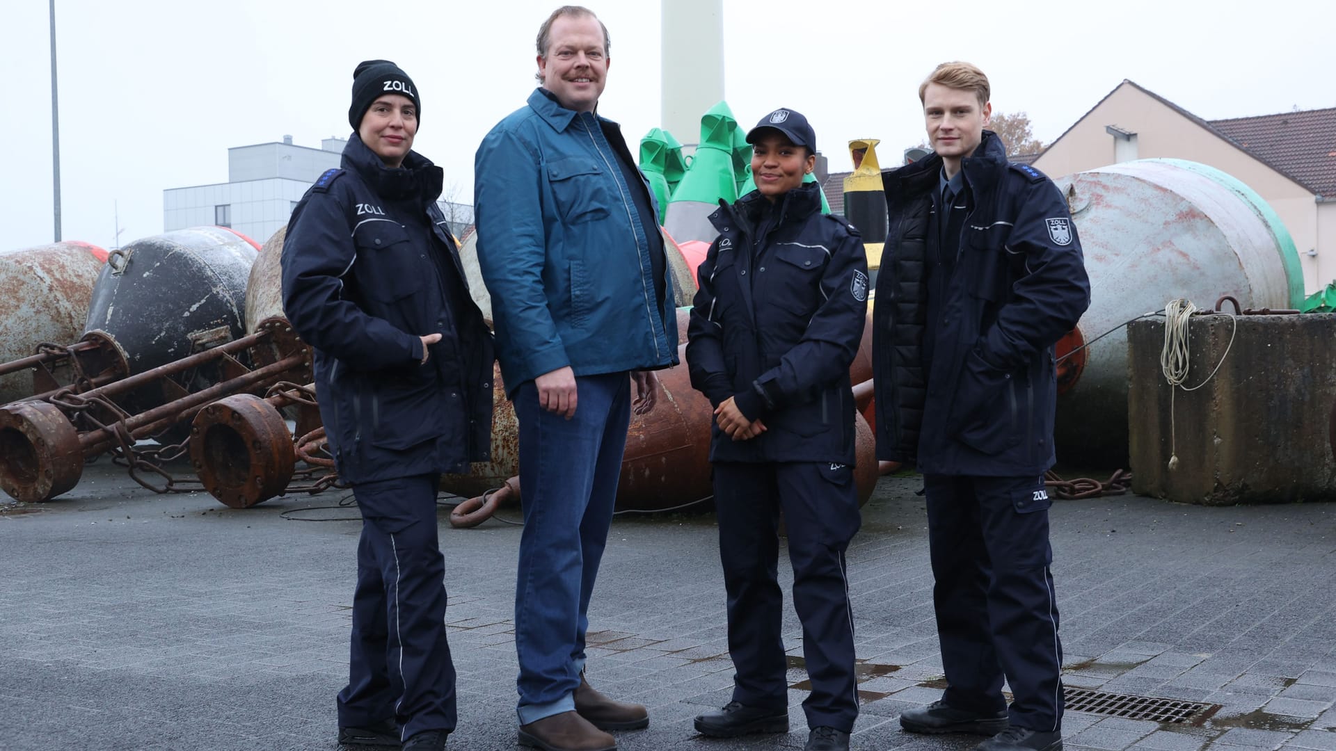 Elena Uhlig, Bernd Hölscher, Cynthia Micas und Lukas Zumbrock (v.l.n.r.) bilden das Ermittler-Team in Bremerhaven.